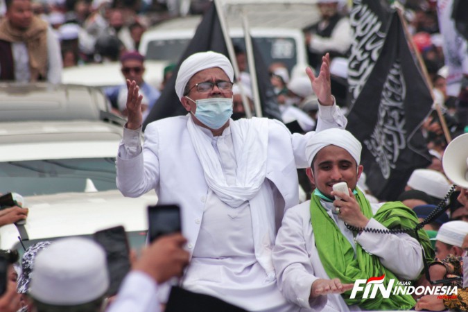 Habib Rizieq Kalah Lagi, Sidang Putusan Pra Peradilannya Dijaga 300 Polisi