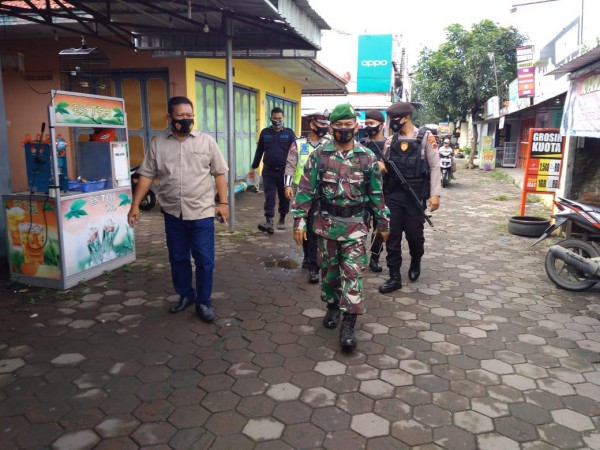 Warung Makan dan Toko Kelontong Jadi Sasaran Operasi Prokes Covid-19