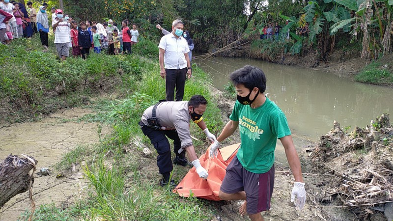 Dikira Boneka, Lima Bocah di Pemalang Temukan Jazad Bayi Perempuan di Aliran Sungai