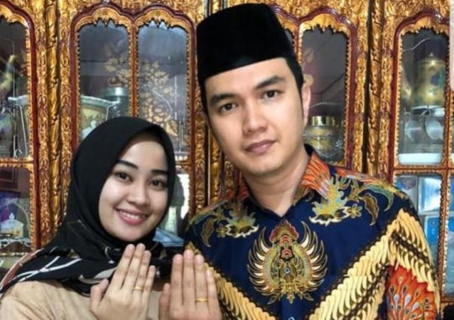 Suaminya Ajak Nikah Nissa Sabyan, Begini Perasaan sang Istri Aldi Taher