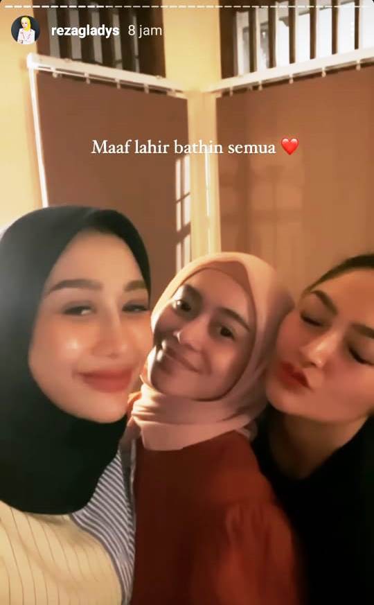 Sebut Netizen Mau Aja Dibohongin Lesty dan Sibad, Nikita Mirzani: Alah Sibad, Lesty Mereka Itu Berteman