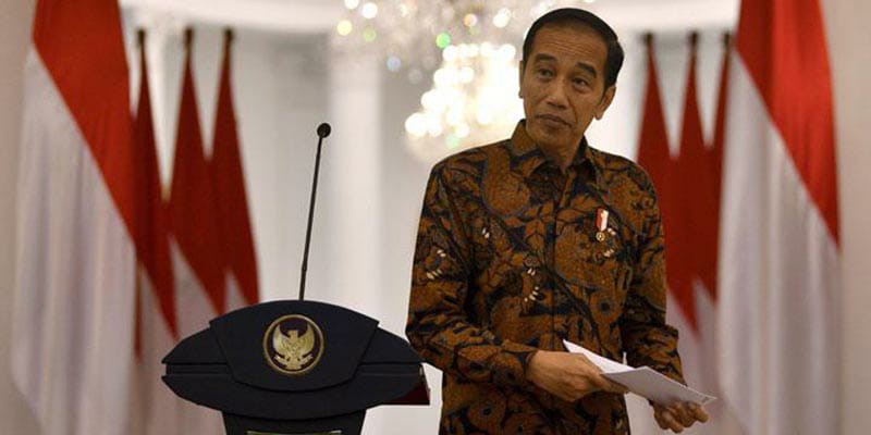 Siapkan Reshuffle, Jokowi Diminta Jangan Politik Dagang Sapi Lagi