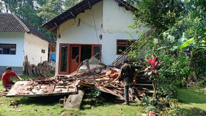 Diguncang Gempa Besar, Waspadai Banjir Bandang di Jawa Timur seperti NTT