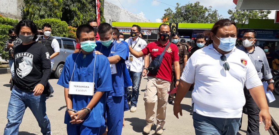 Penganiayaan Hingga Tewas di Banjarharjo Direka Ulang, Pelaku Rekonstruksi 15 Adegan