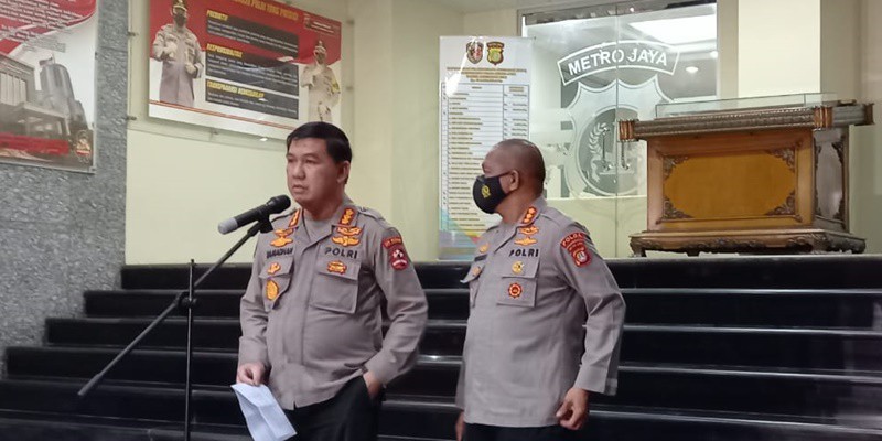 Usai Menangkap Munarman, Polisi Temukan Barang yang Diduga Bahan Peledak