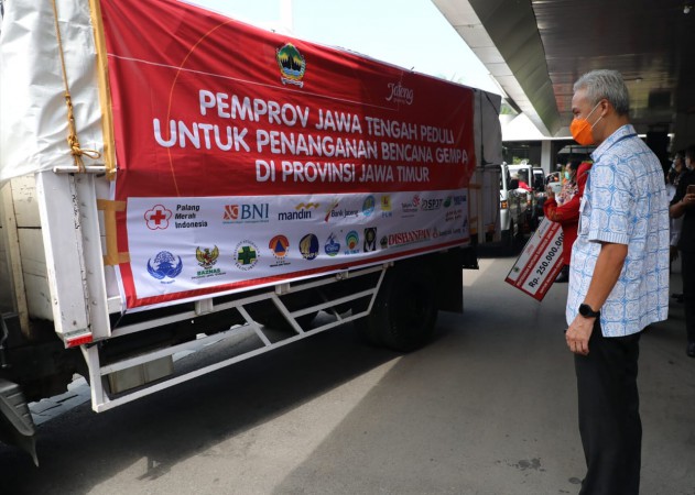 Tegaskan Stok Logistik Bencana Jateng Aman Meski Rajin Kirim Bantuan ke Luar Daerah, Ganjar: Kita Siap