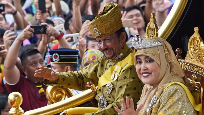 Sultan Brunei Darusasalam Hassanal Bolkiah Minta Bahas Krisis Myanmar di Jakarta