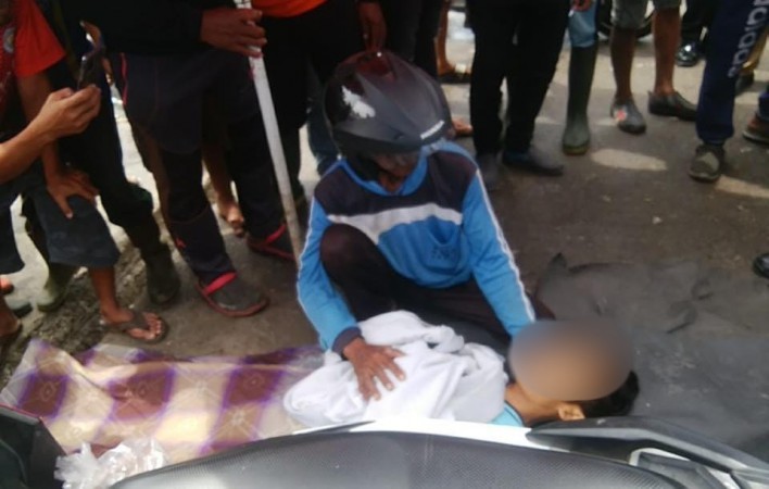 Usai Ambil Ikan, Nelayan Tiba-tiba Terjatuh dari Motornya dan Meninggal Dunia