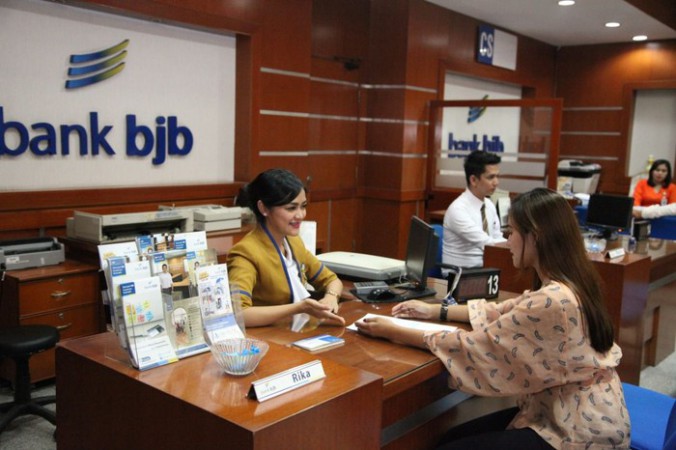 Riset MRI dan Infobank: Performa Customer Service bank bjb Naik Signifikan