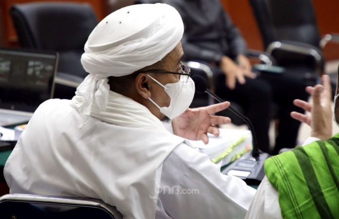 Sebut Ada Diskriminasi Hukum di Kasus Megamendung, Hakim Hanya Vonis Denda Habib Rizieq Rp20 Juta