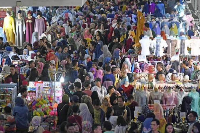 Dilarang Mudik, Warga Malah Serbu Pusat Belanja Jelang Lebaran, Tidak Belajar dari India?