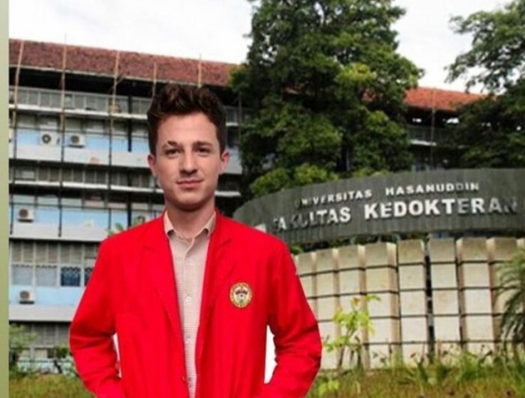 Tulis Umpatan, Musisi Charlie Puth Malah Disambut Selamat Datang di Kampus Merah, Kuliah di Indonesia?