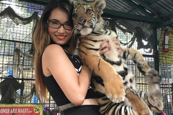 Vicky Prasetyo Disapa Mantan Bintang Panas Maria Ozawa yang Tak Sabar Ingin Melakukan Apa Pun yang Dia Mau