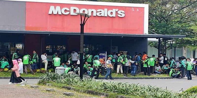 Antrean BTS Meal di McD Bikin Kerumunan, Polri: Penegakkan Hukum Akan Dikomunikasikan dengan Gugus Tugas Covid