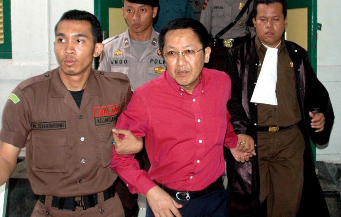 Buron Sejak 2008, Adelin Lis Segera Dipulangkan dari Singapura