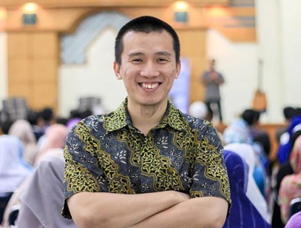 Sentil RUU Penghinaan Presiden, Felix Siauw: Seorang Bapak Insecure, Demokrasi Banget