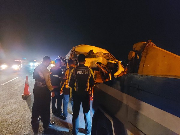 Hendak Kunker ke Cirebon, Rombongan DPRD Sukoharjo Kecelakaan di Tol Pemalang