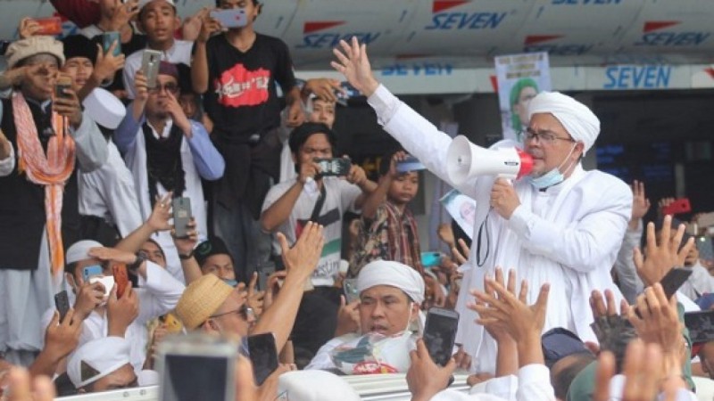 Novel Bamukmin Tuding Vonis Habib Rizieq Pesanan Cukong, Irma Suryani: Disinyalir di Belakang Aksi-aksi 212 Ju