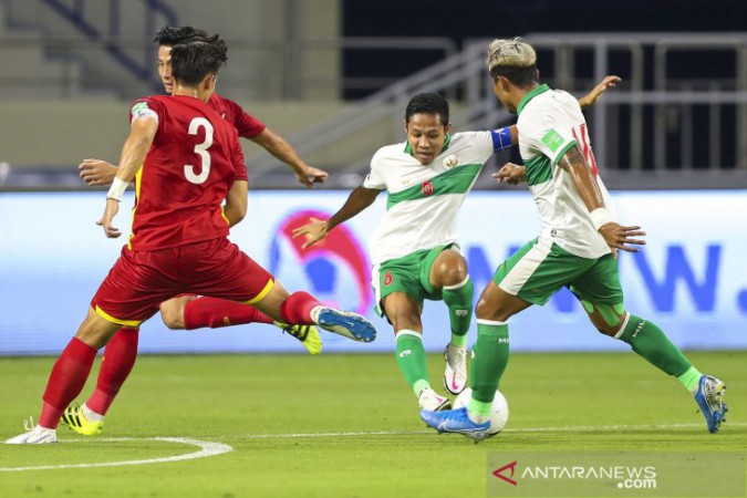 Timnas Kalah Telak, Shin Tae-yong: Suasana Tiba-tiba Berganti Oleh Pihak Wasit