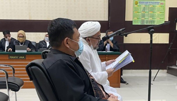 Dituntut Enam Tahun, Habib Rizieq Sampaikan Pledoi Lawan Kriminalisasi Ulama dan Tegakkan Keadilan