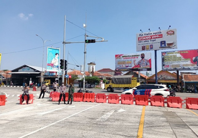 Jatim Tutup 12 Gerbang Tol, di Jateng 27 Exit Tol dari Brebes sampai Sragen Mulai Ditutup Hari Ini