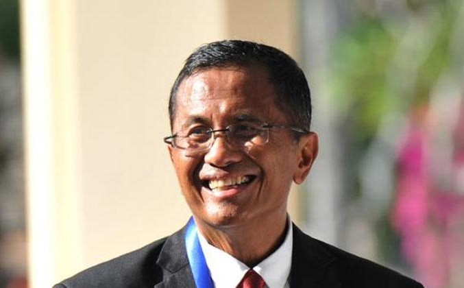 Naik Tangga