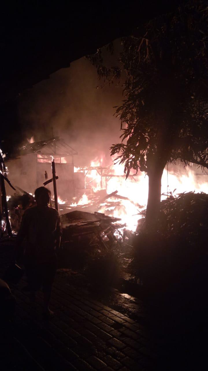 Lupa Mematikan Api, Tiga Rumah di Banjarturi Kabupaten Tegal Ludes Terbakar dan Rugi Ratusan Juta