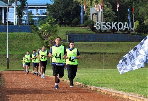 Pasis Sesau A-15 Melakukan Tes Kesamaptaan Jasmani