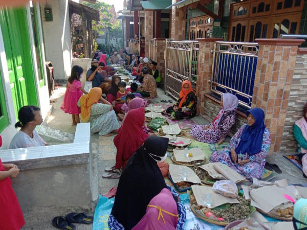 Pandemi, Warga Sugihwaras Pemalang Gelar Selametan Tolak Bala