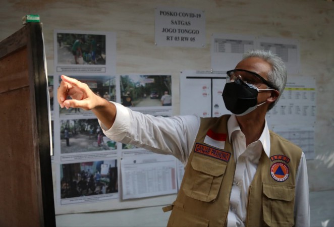 Berlakukan PPKM Mikro Darurat di Seluruh Daerah Jateng, Ganjar Minta Masyarakat Jangan Panik