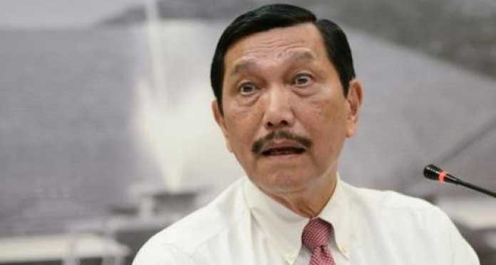 Keluarga yang Terpapar Corona Akan Terima Bansos, Luhut: Jangan Sampai Kepala Keluarga Ini Dipisahkan dari Kel