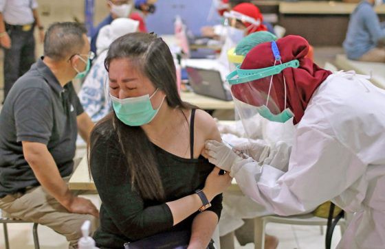 Ketimpangan Vaksinasi di Jawa-Bali Disoroti WHO, Kemenkes: Masih Ada Masyarakat yang Tak Mau Divaksinasi