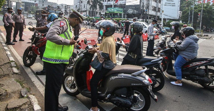 Percuma Lewat Jalan Tikus, di Tengah Kota Jakarta Pasti Disekat, Polisi Tambah 100 Pos Penyekatan