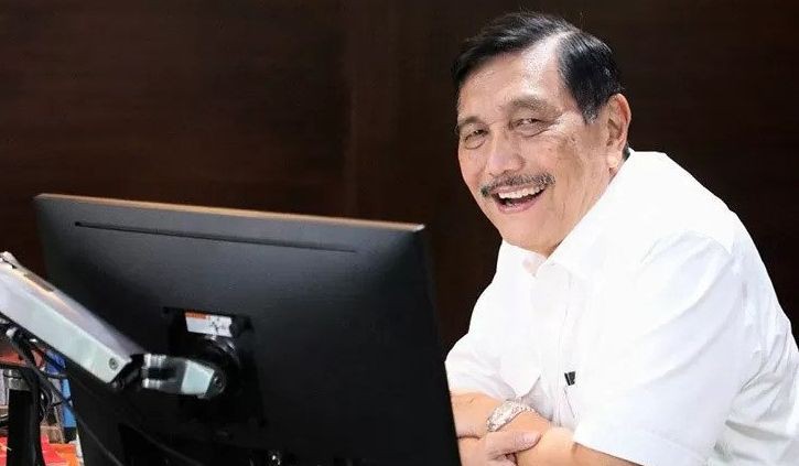 UU Kekarantinaan Dinilai Dipakai Menko Luhut untuk Mengancam, Iwan Sumule: Rasa-rasanya Pingin Kutumbuk Mulutn