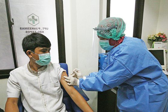 China Borong Pfizer Buatan Amerika Serikat untuk Vaksin Rakyatnya, DPR: Pemerintah Harus Evaluasi Serius Sinov