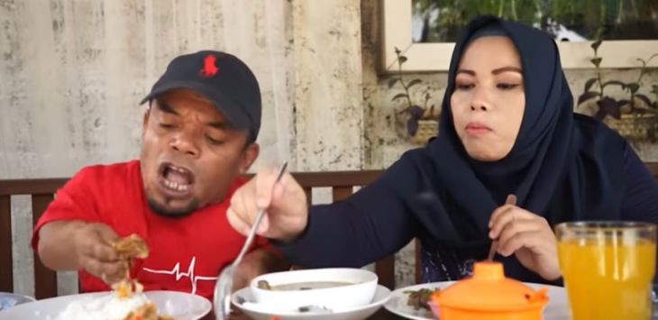 Bisa Puaskan Istri dengan Macam-macam Gaya, Ucok Baba: Paling Sulit Gaya Berdiri