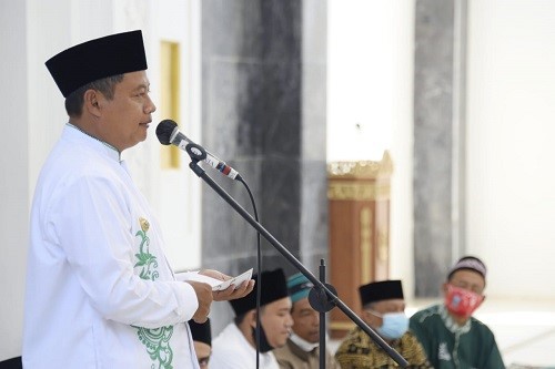 Uu Ruzhanul Kunjungi Masjid Al Jabbar Kalipucang di Pangandaran