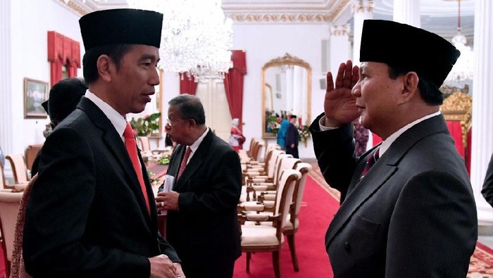 Dikritik Tak Becus Tangani Pandemi, Prabowo Bela Jokowi: Kita Sudah Ada di Jalan Benar