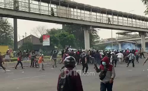 Ricuh di PT DKI Jakarta, 30 Orang Simpatisan Habib Rizieq Shihab Disebut Aziz Yanuar Diamankan Polisi