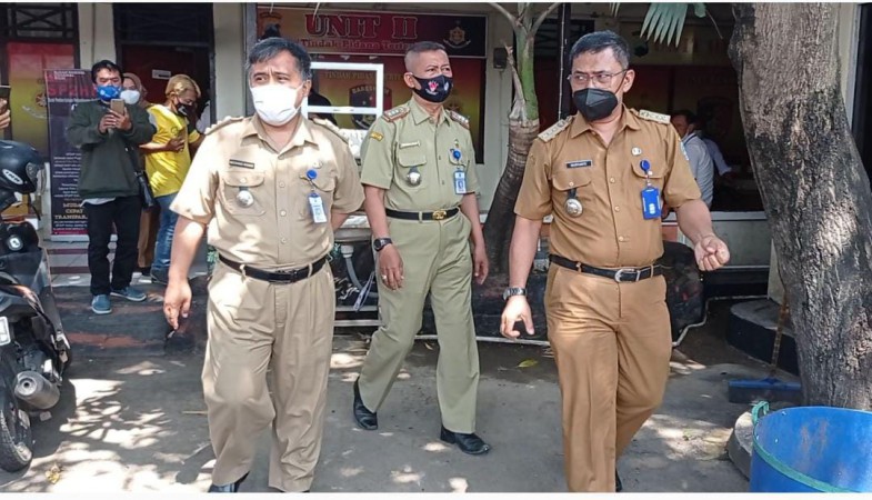 Viral Foto Tak Pakai Masker, Empat Camat di Tegal Diperiksa Polisi