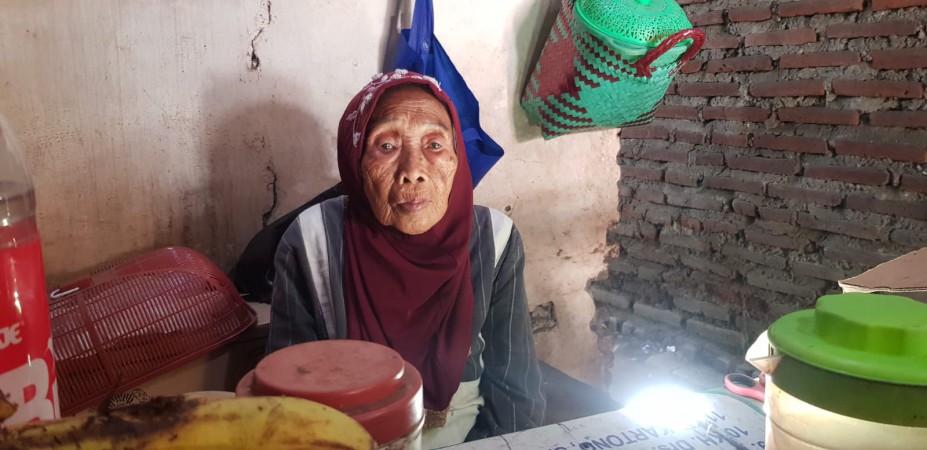 Seminggu Hanya Dapat Uang Rp10 Ribu, Nenek Murah Kerap Menahan Lapar Karena Tidak Makan