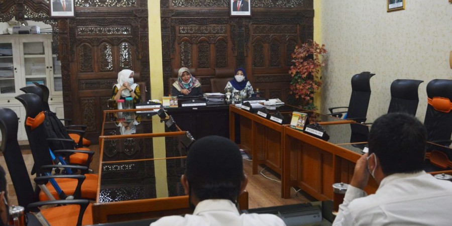 Berharaf Serifikatnya Diafirmasi, Honorer K2 dan Guru PAI Ngadu ke Dewan Agar Lolos PPPK