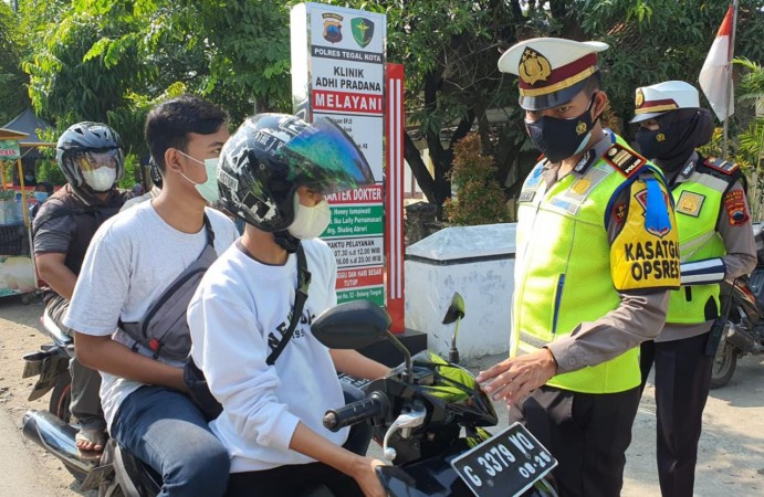 Tidak Ditilang, 50 Pengendara yang Terjaring Razia Langsung Diarahkan Ikut Vaksin