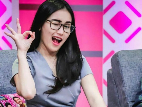 Minta Netizen Ngaca Sebelum Komentari Hidupnya, Ayu Ting Ting: Jangan Bersikap Semaunya!