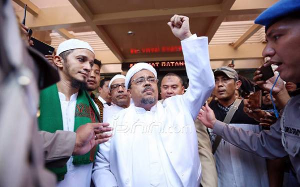 Soal Munarman, Habib Rizieq Bersuara Lantang dan Sebut Ada Jenderal Panik hingga Buat Drama