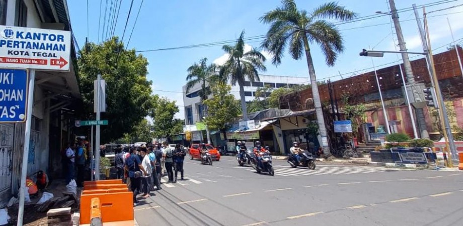 Hanya Sedikit Gangguan, Jalan Ahmad Yani Tidak Ditutup Selama Pembangunan Malioboro-nya Tegal