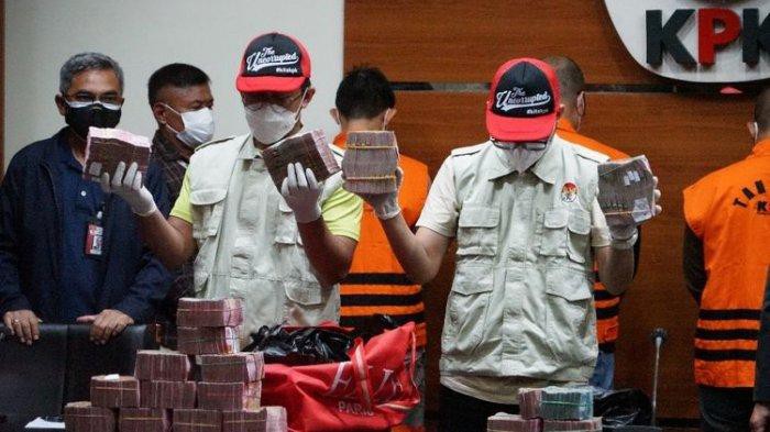 Bupati Musi Banyuasin Dodi Reza Ditangkap Saat Bawa Tas Plastik Berisi Uang Rp270 Juta