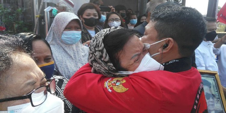 Minta Sengkuni Dibersihkan Megawati, Teddy Sulistio: Komandan Pacul Enggak Usah Pura-pura Terkejut Saya Mundur