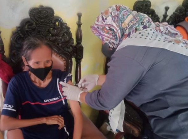 Vaksinasi Covid-19 di Kota Tegal Hampir 100 Persen