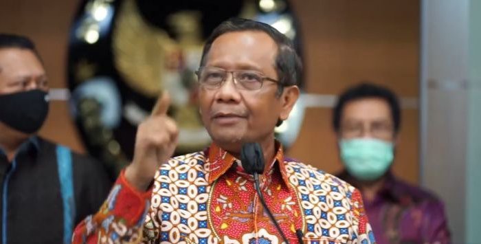 Dinilai Sangat Bisa Diandalkan, Justru Berbahaya Kalau Mahfud MD Ditendang dari Kabinet Jokowi